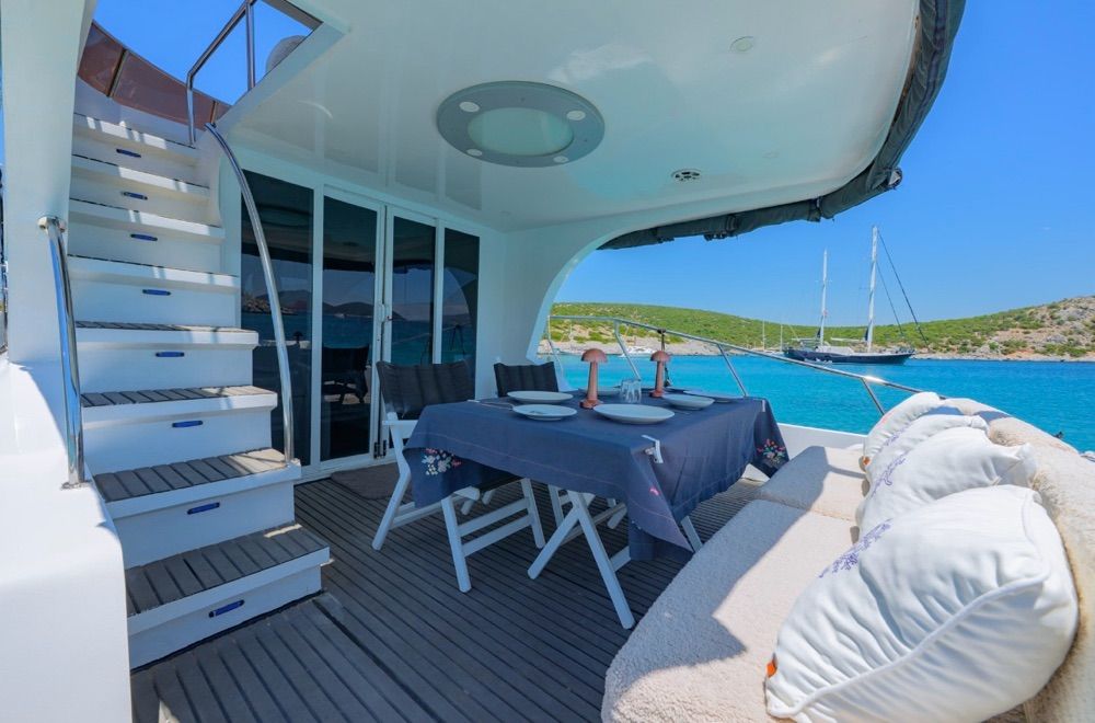 Özel yapım 14m Motoryat