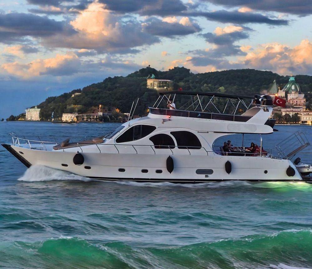 Rental Custom made 19m Motor Yacht - 453-1