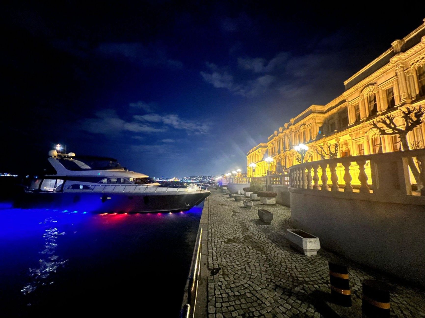 Özel yapım 26m Motoryat