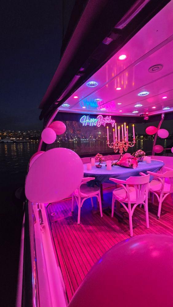 Rental Custom made 16m Motor Yacht - 189-15