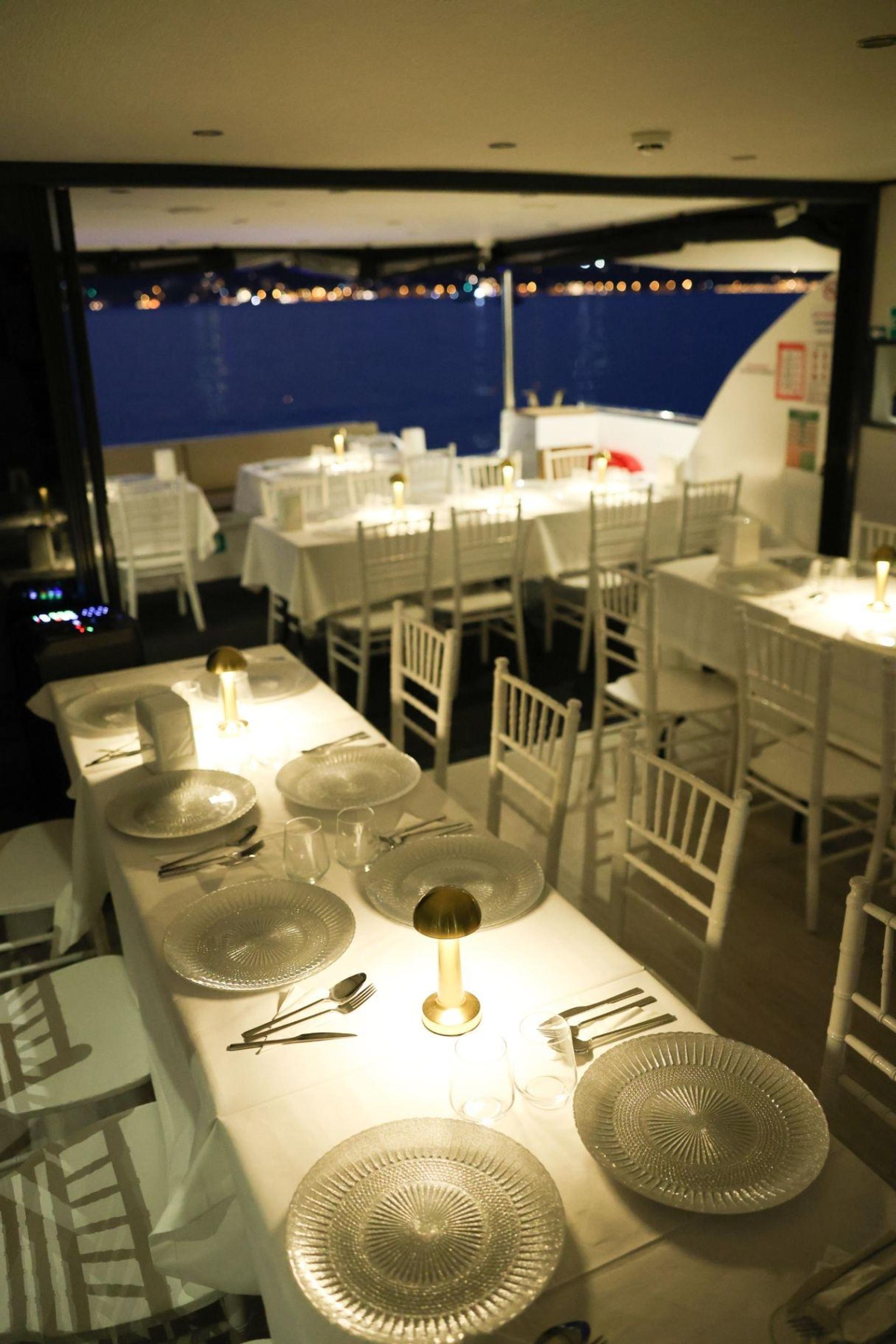 Rental Custom made 22m Motor Yacht - 1107 - photo 12