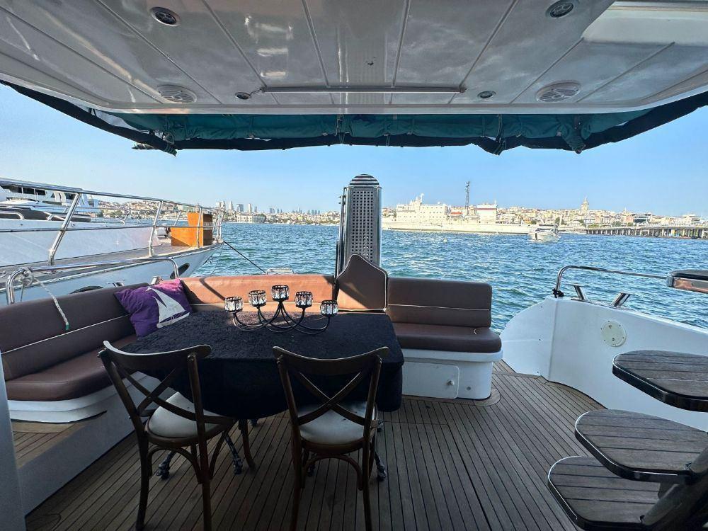 Rental Custom made 15m Motor Yacht - 672-3