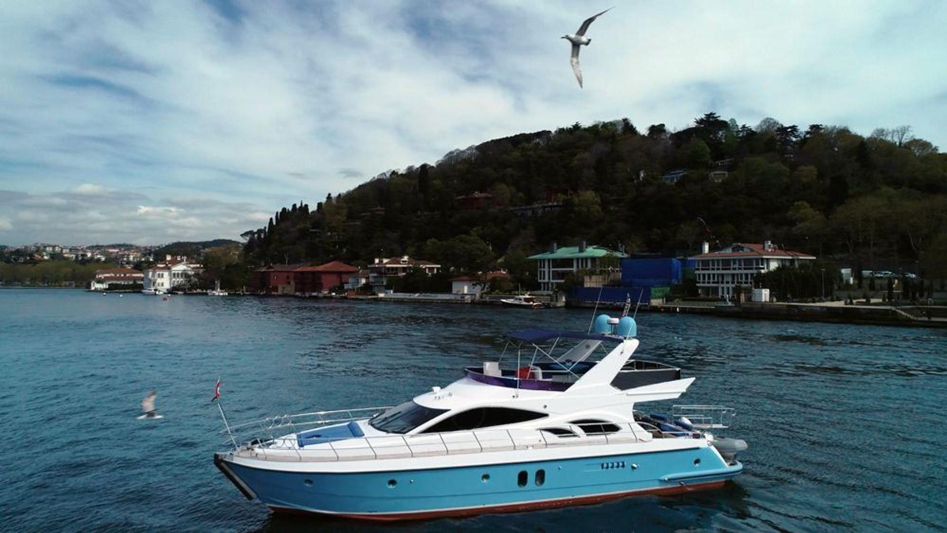 Kiralık Azimut 19.5m Motoryat - 248 - photo 1