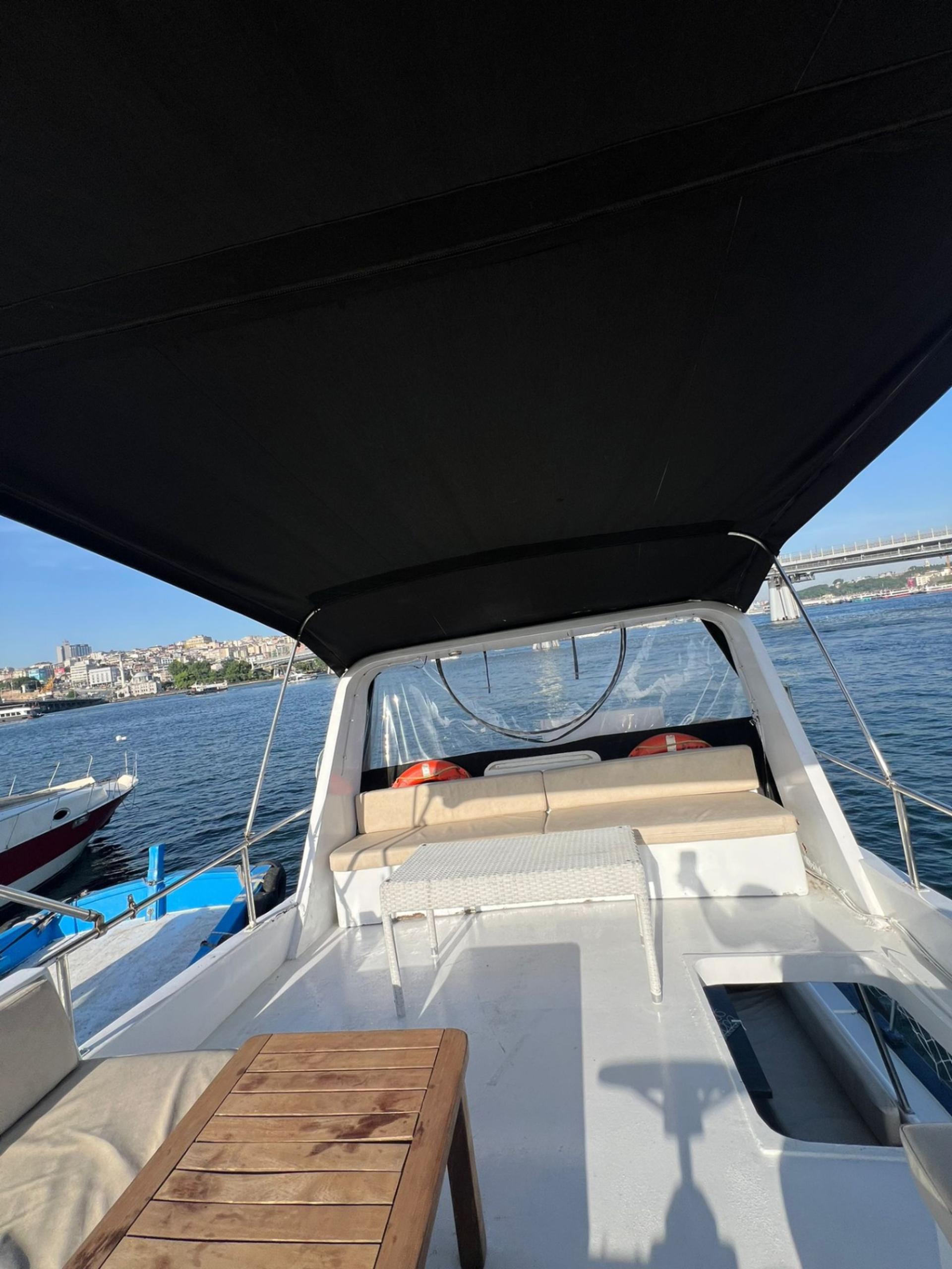 Rental Custom made 14m Motor Yacht - 580 - photo 14