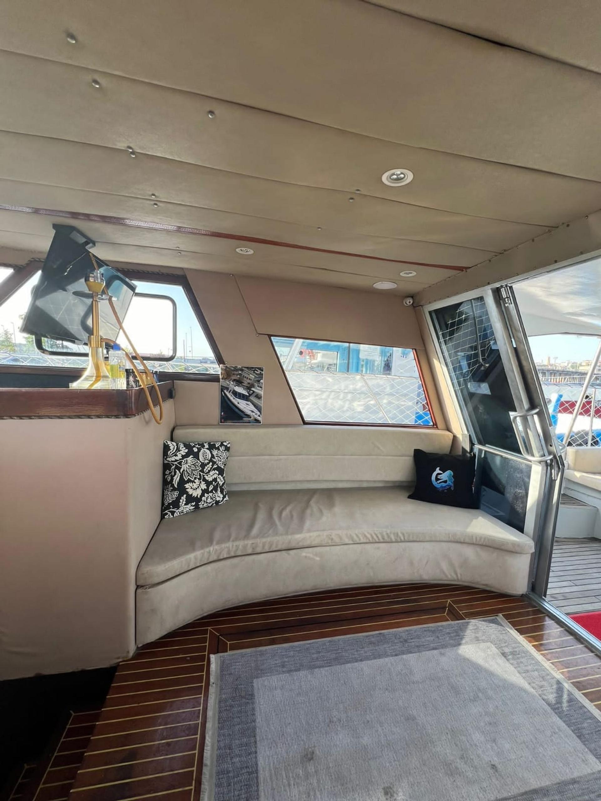 Rental Custom made 14m Motor Yacht - 580 - photo 16