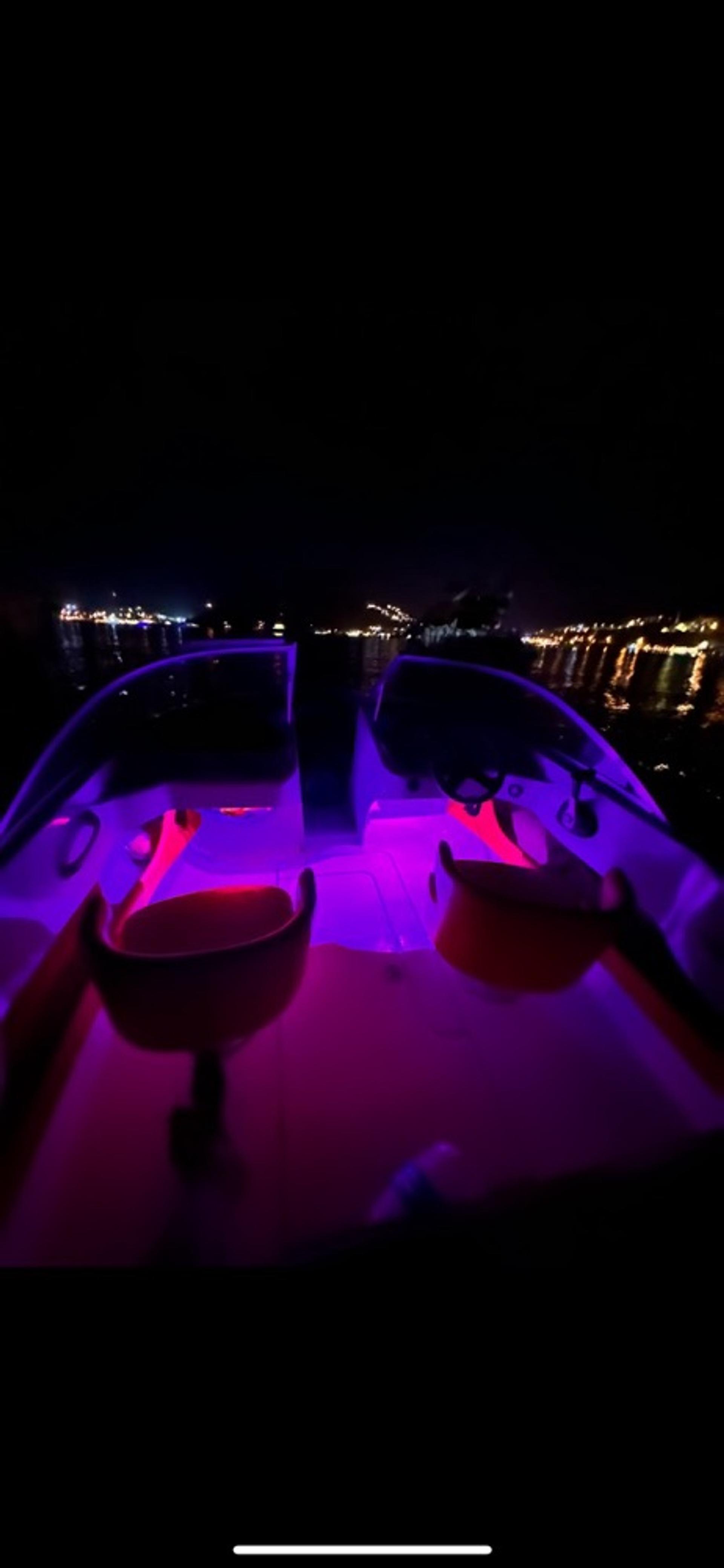 Rental Sea Ray 6m Speedboat - 522 - photo 6