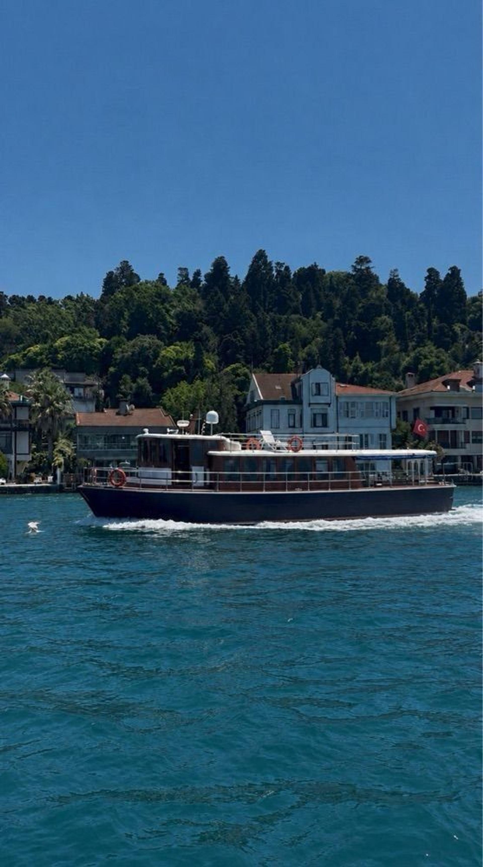 Rental Custom made 21m Motor Yacht - 1137 - photo 1