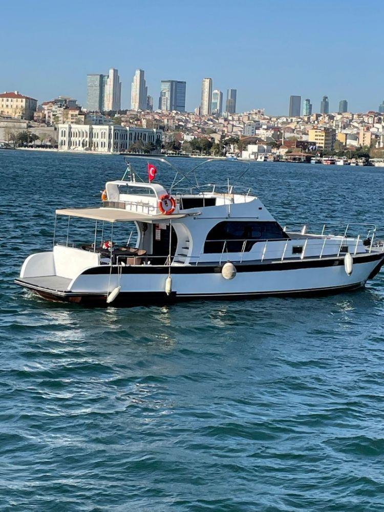 Rental Custom made 16m Motor Yacht - 172-16