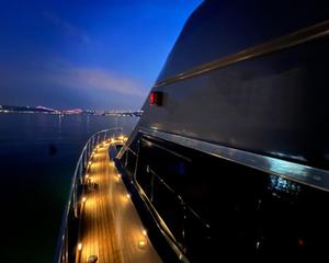 Özel yapım 21m Motoryat