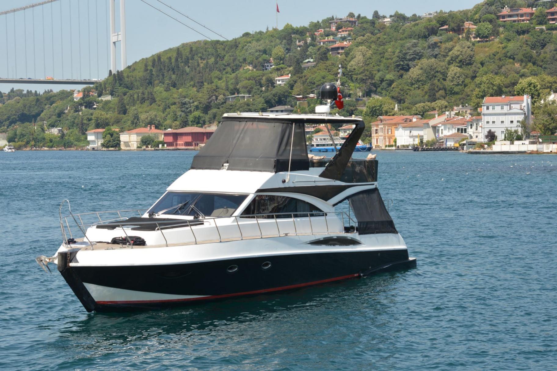 Rental Custom made 17m Motor Yacht - 383-0