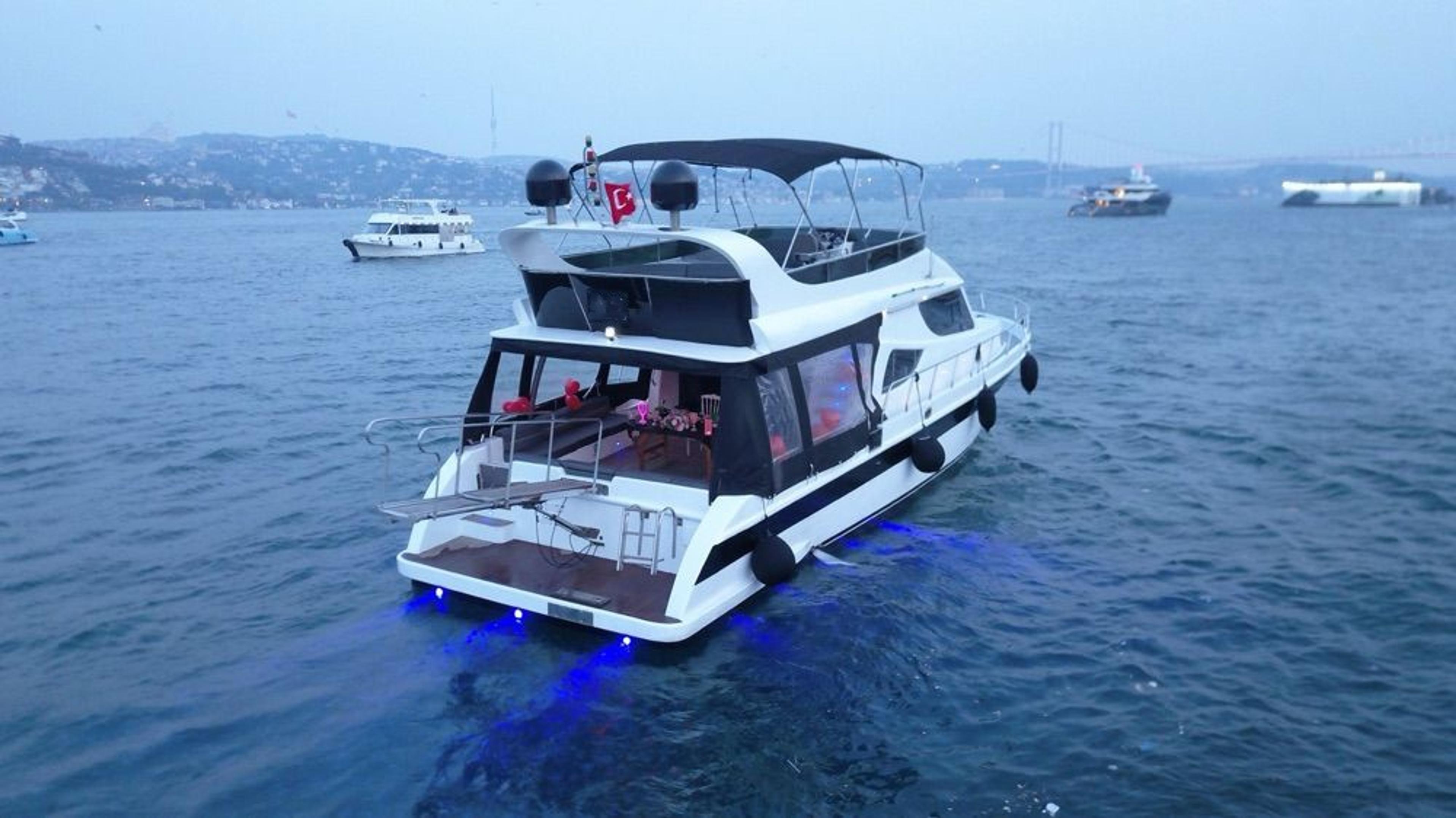 Kiralık Özel yapım 19m Motoryat - 204 - photo 6
