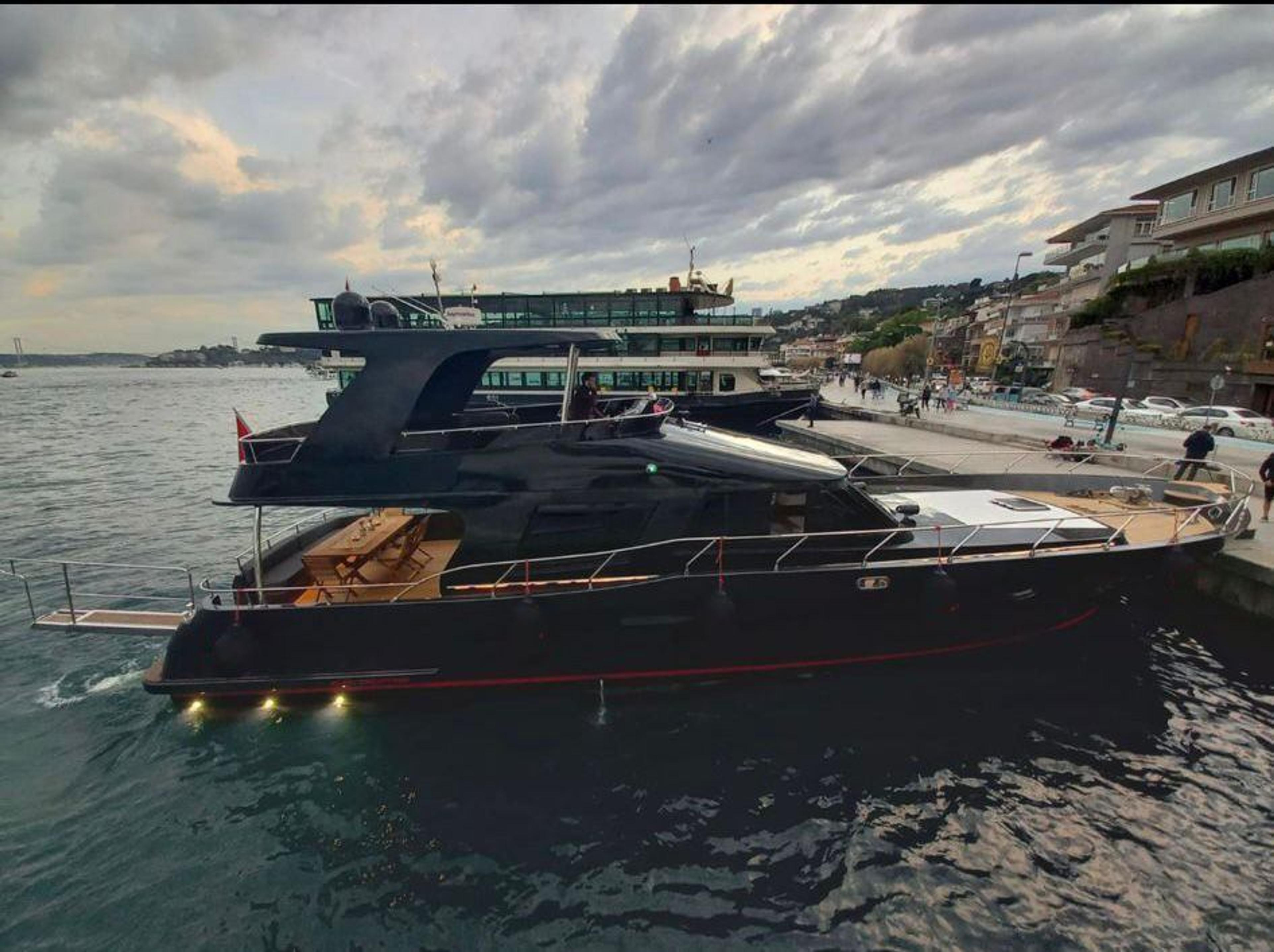 Kiralık Özel yapım 20m Motoryat - 78 - photo 3