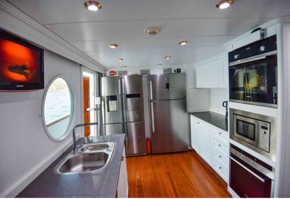 Özel yapım 33m Motoryat