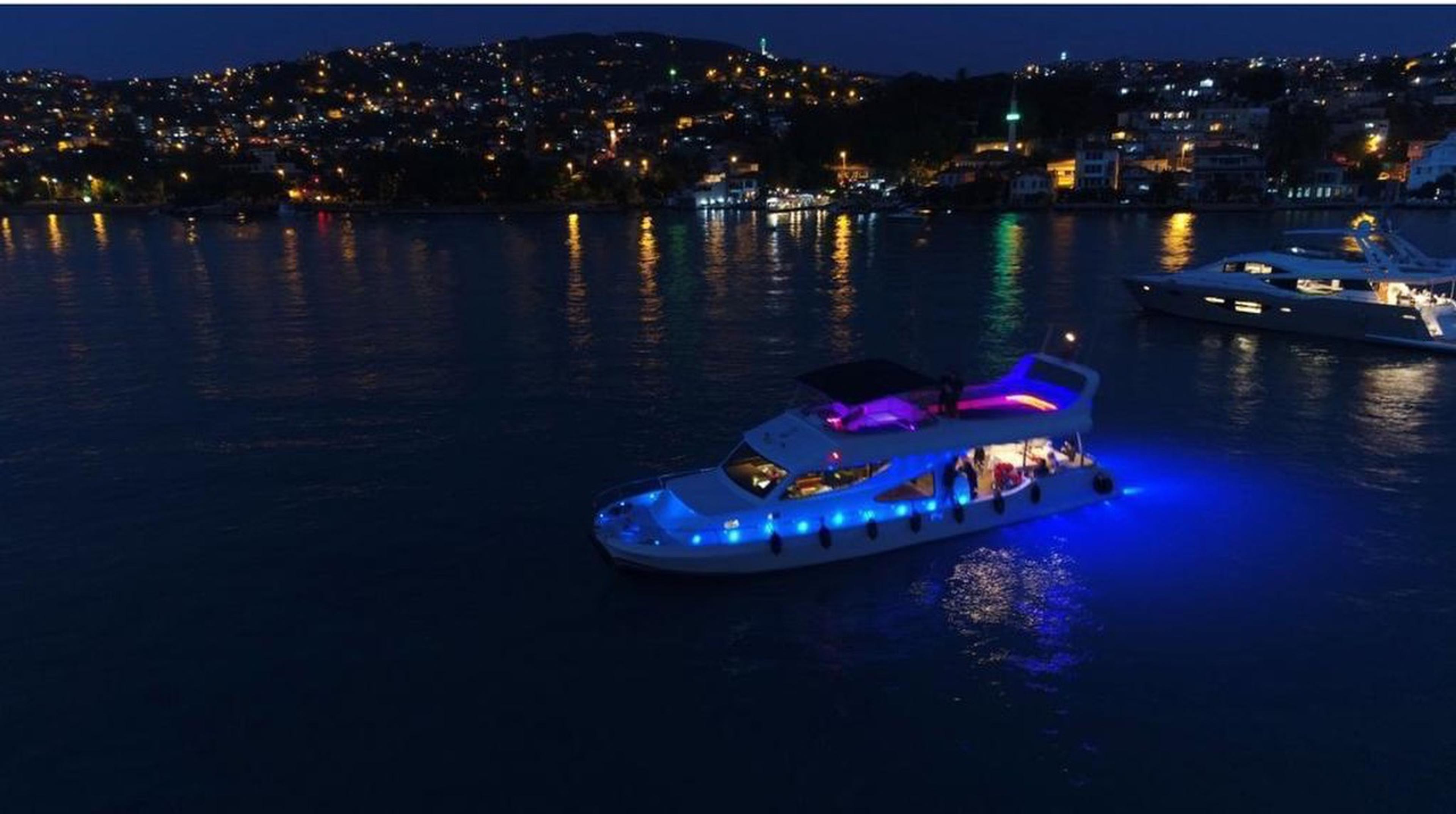Rental Custom made 19m Motor Yacht - 129 - photo 6