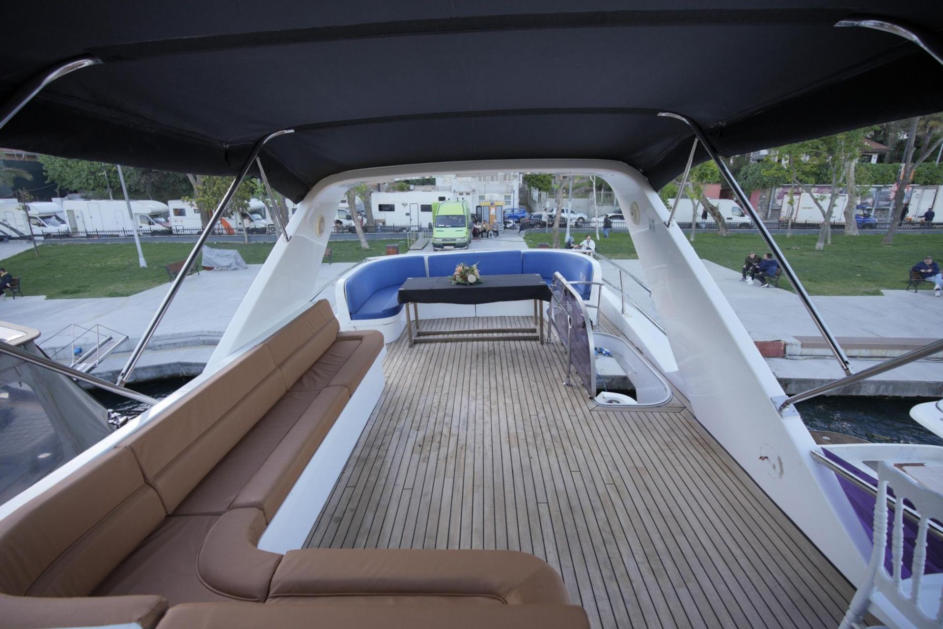Kiralık Azimut 19.5m Motoryat - 248 - photo 16
