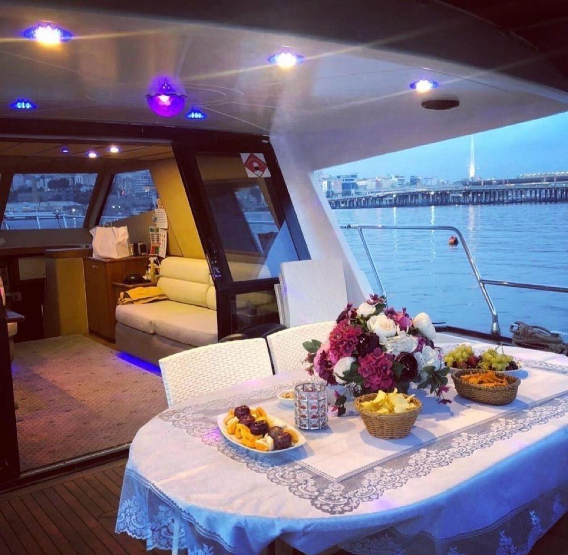 Rental Custom made 17m Motor Yacht - 677 - photo 2