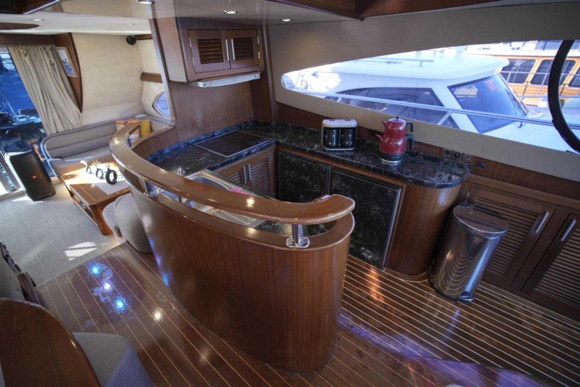 Kiralık Azimut 19.5m Motoryat - 248 - photo 20