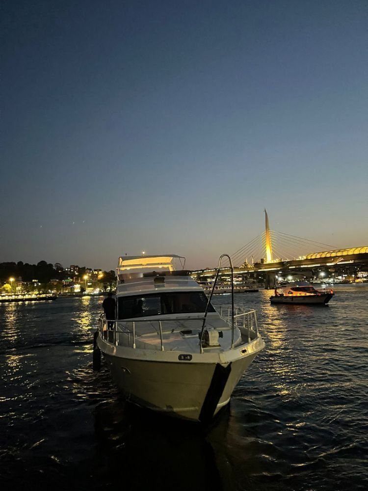 Özel yapım 18m Motoryat