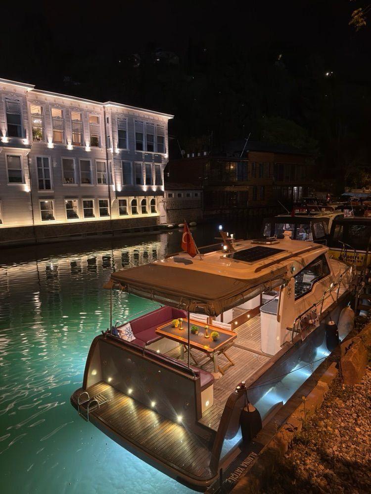 Rental Custom made 10m Motor Yacht - 1030 - photo 6