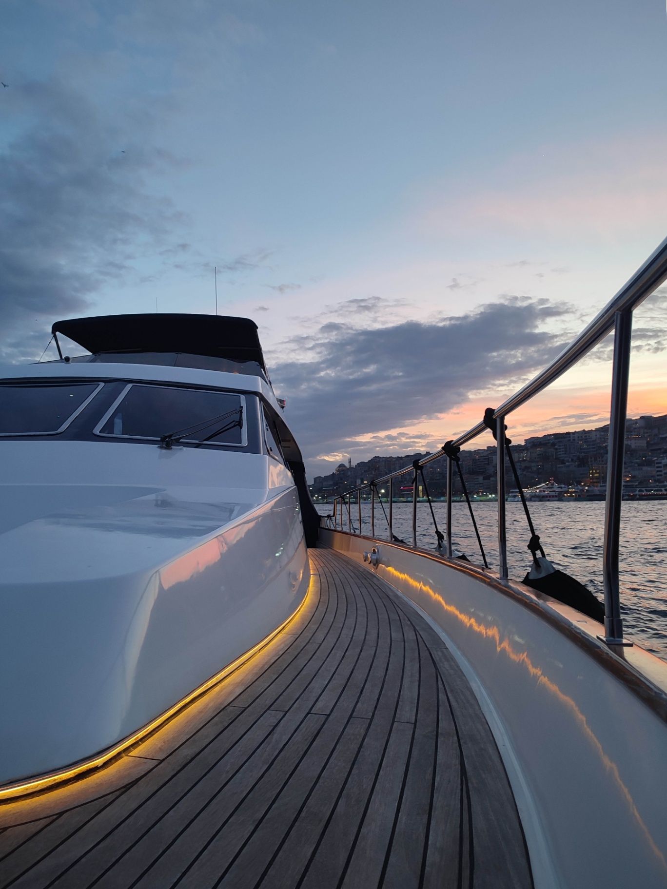 Alalunga 26m Motor Yacht