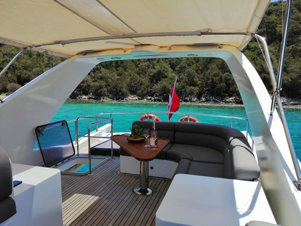 Özel yapım 21m Motoryat