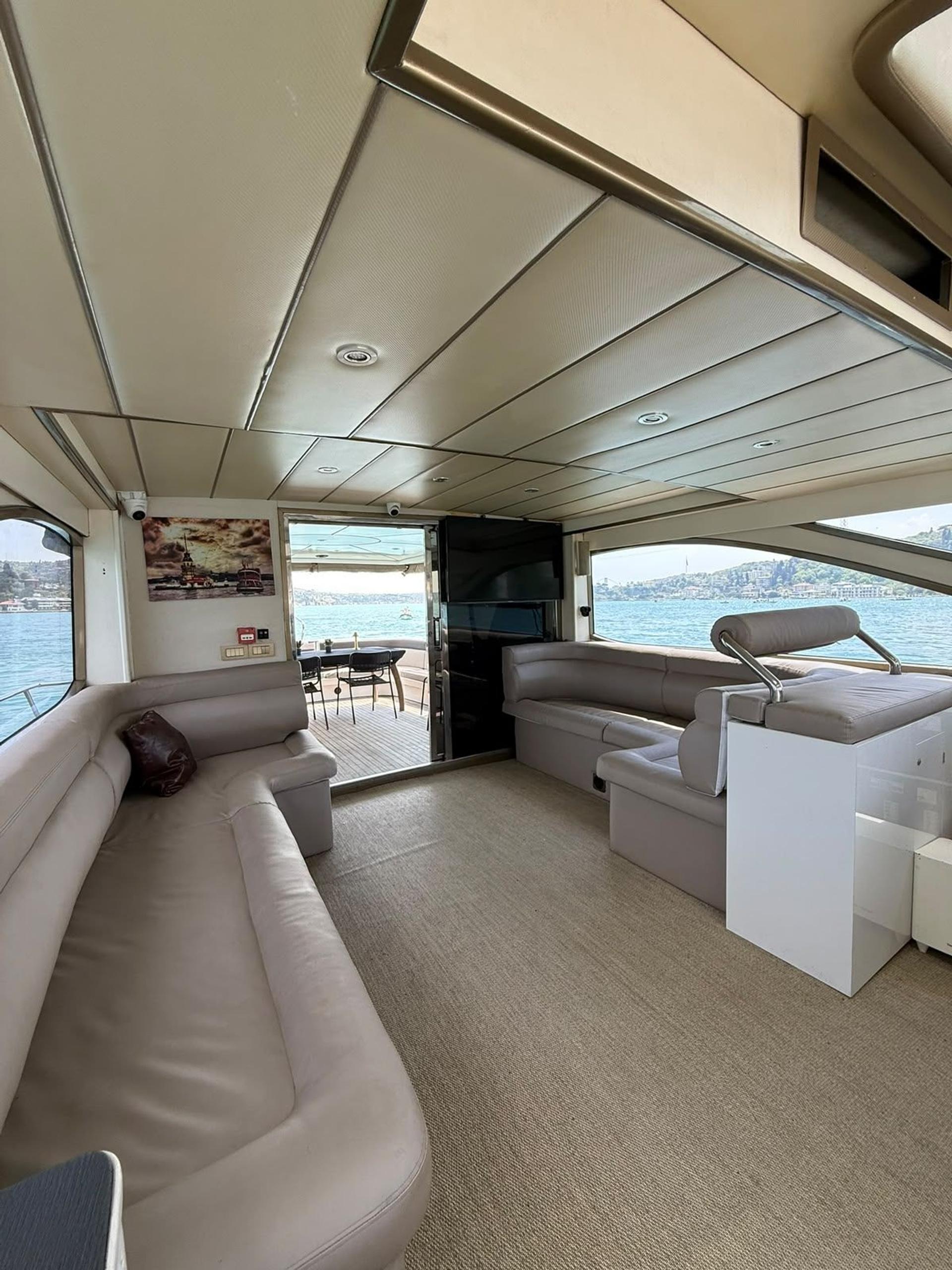 Kiralık Özel yapım 50m Motoryat - 1162 - photo 12