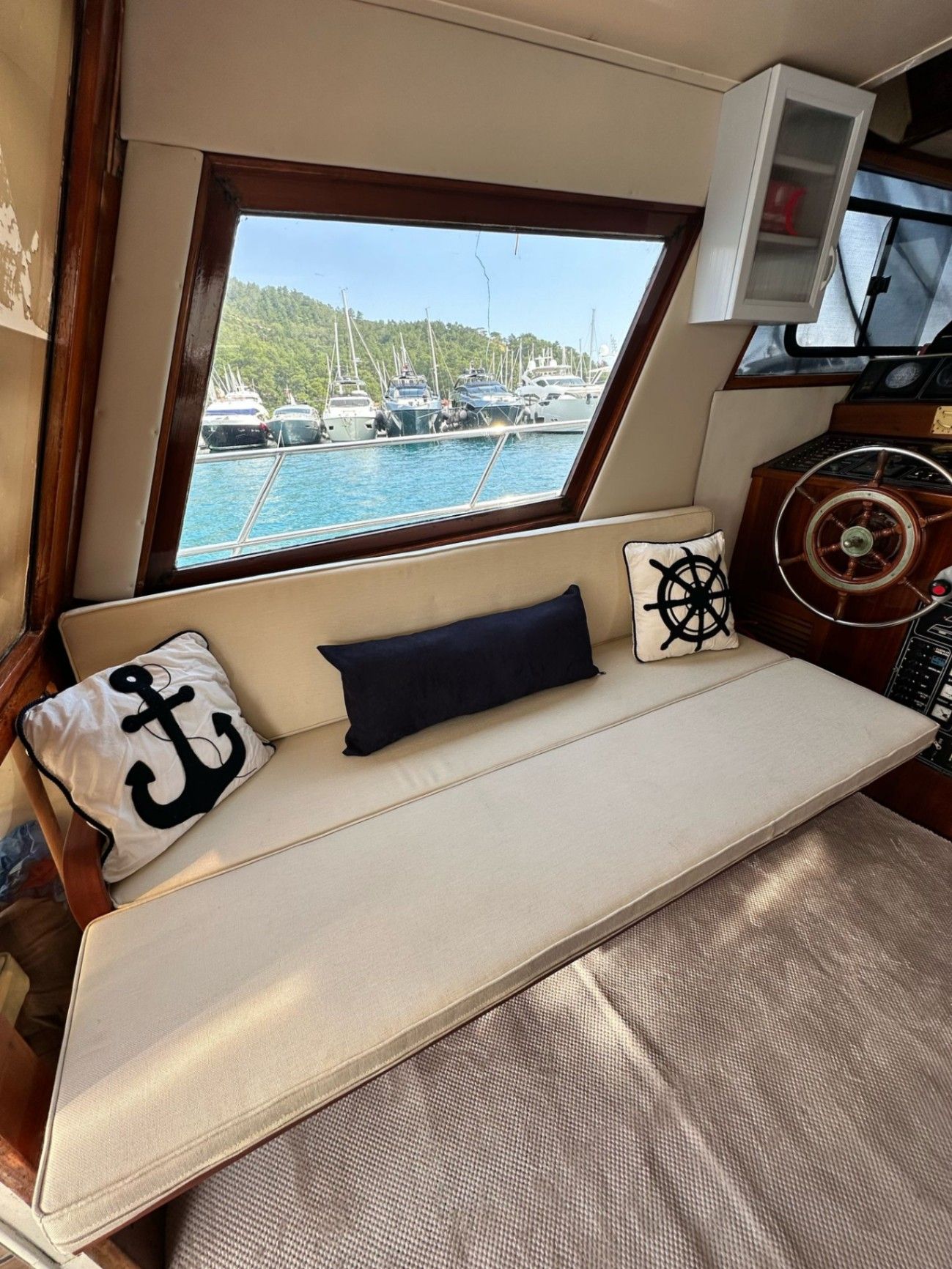 Özel yapım 14m Motoryat