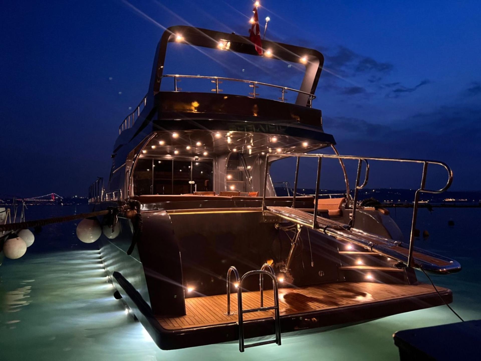 Rental Custom made 21m Motor Yacht - 695 - photo 20